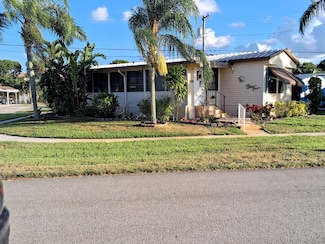 4094 Meadow View Dr, Boynton Beach, FL 33436