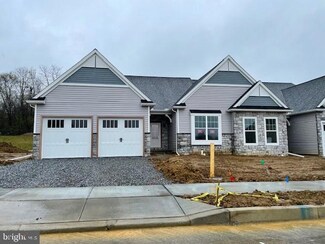392 Autumn Harvest Ln Unit 35, Lititz, PA 17543