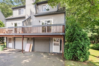 65 Woodland Ridge, Meriden, CT 06450