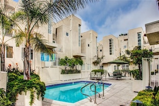 3944 Kentucky Dr Unit 9, Los Angeles, CA 90068