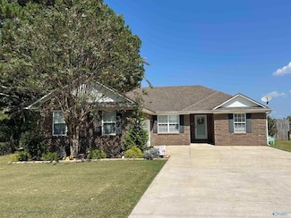 1797 Ready Section Rd, Toney, AL 35773