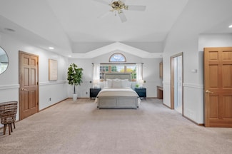 979 Kohlman Ln, Saint Paul, MN 55109