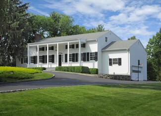 22 Turner Dr, Greenwich, CT 06831