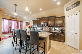321 Norwood Ct, Cibolo, TX 78108