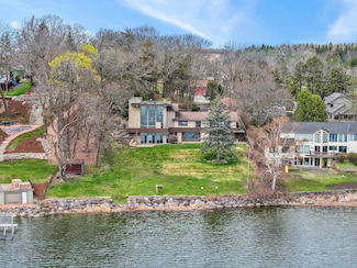 N6848 Shorewood Hills Rd, Lake Mills, WI 53551