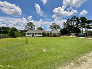 268 J Smith Rd, Magee, MS 39111