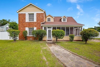 1405 Mockingbird Ln, Tyler, TX 75701