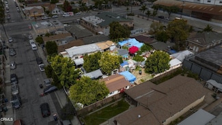 1827 E 66th St, Los Angeles, CA 90001