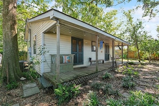 515 Sidney St, Metairie, LA 70005