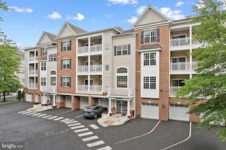 226 Breeders Cup Dr, Cherry Hill, NJ 08002