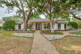 10544 Cox Ln, Dallas, TX 75229