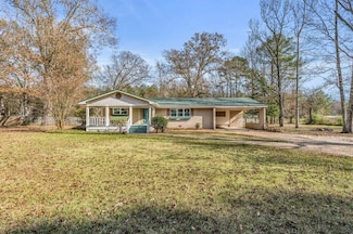 424 Morningside Dr, Starkville, MS 39759