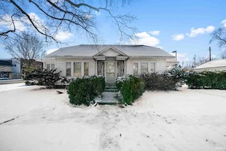 1032 E Fox St, South Bend, IN 46613