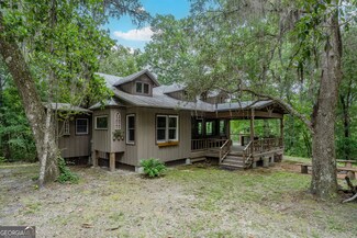 1360 Douglas Fish Camp Rd, White Oak, GA 31568