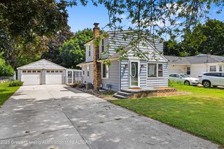 605 Clement Rd, Lansing, MI 48917