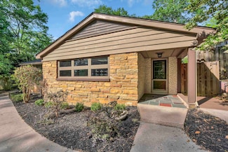915 Brentwood Dr, Spartanburg, SC 29302