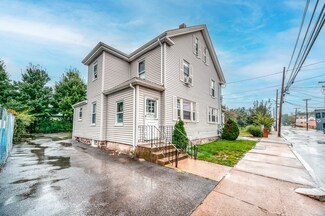 119 Pine St Unit 121, Waltham, MA 02453