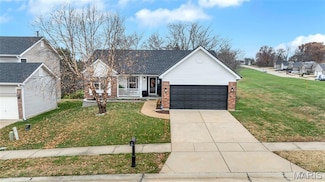 1404 Durham Dr, Herculaneum, MO 63048