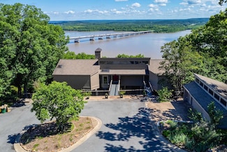 1 Rivers Edge Dr, Little Rock, AR 72227