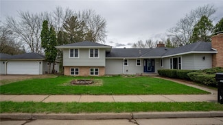 1413 E Clairemont Ave, Eau Claire, WI 54701