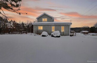 20463 Waubascon Rd, Battle Creek, MI 49017