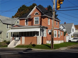 212 S Lincoln Rd, East Rochester, NY 14445