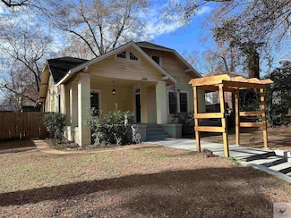 1805 Pecan St, Texarkana, AR 71854