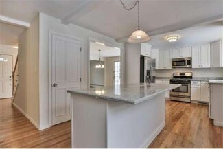 98 Gale Ave, Haverhill, MA 01830