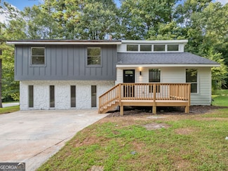 4050 Daron Ct, Ellenwood, GA 30294