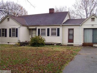 3324 High Point Rd, Winston Salem, NC 27107