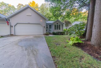 17113 Arthur Ct Unit 30, Spring Lake, MI 49456