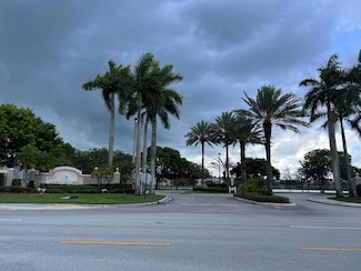 5001 Wiles Rd Unit 204, Coconut Creek, FL 33073