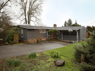 6405 SW 36th Ave, Portland, OR 97221