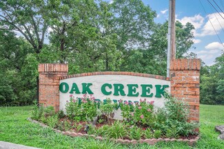 118 Oak Creek Cir, Reeds Spring, MO 65737