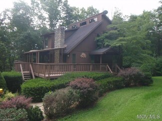 195 Northlake Dr, Vincent, OH 45784