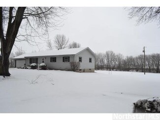 209 7th St SE, Montgomery, MN 56069