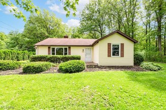 656 N 12th St, Sebring, OH 44672