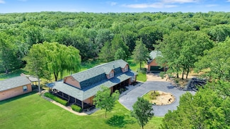 570 Roy Ayres Rd, Bells, TX 75414