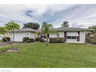 119 Pebble Beach Blvd, Naples, FL 34113
