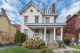 257 S Limestone Unit 201, Lexington, KY 40508