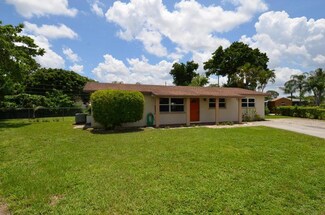 5958 Pine Ct, West Palm Beach, FL 33415