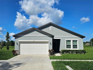 647 Garden Oaks Square, Seffner, FL 33584