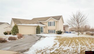 101 Gambrelle Ct, Mankato, MN 56001