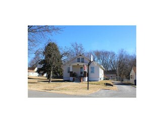 1101 S Forest Ave, Independence, MO 64050