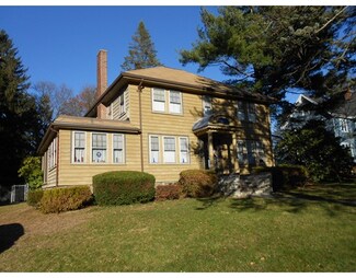 516 Lowell St, Wakefield, MA 01880