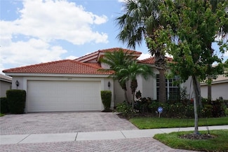 4922 Sandy Brook Cir, Wimauma, FL 33598