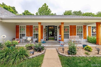 1923 Smizer Mill Rd, Fenton, MO 63026