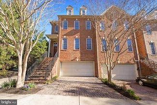 3029 Fallswood Glen Ct, Falls Church, VA 22044
