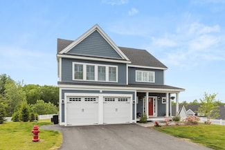 12 Summit Cir, Newmarket, NH 03857