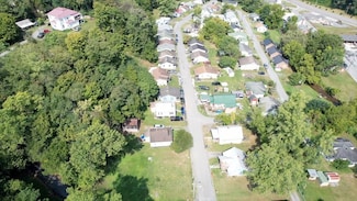 415 Pearl Ave, Marion, VA 24354